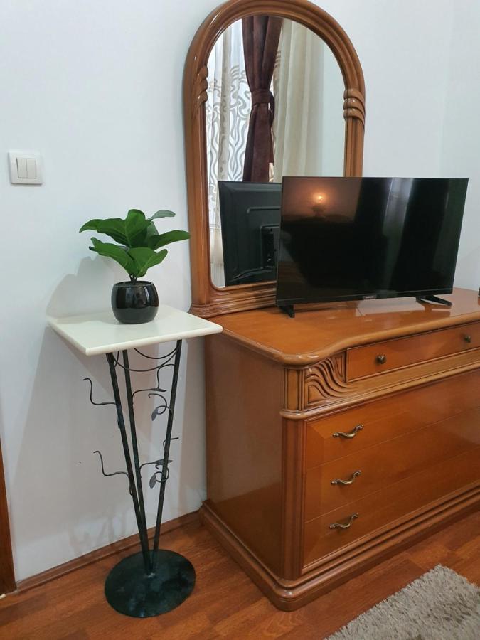 Prenociste Nikolas Grand Σμεντέρεβο Εξωτερικό φωτογραφία