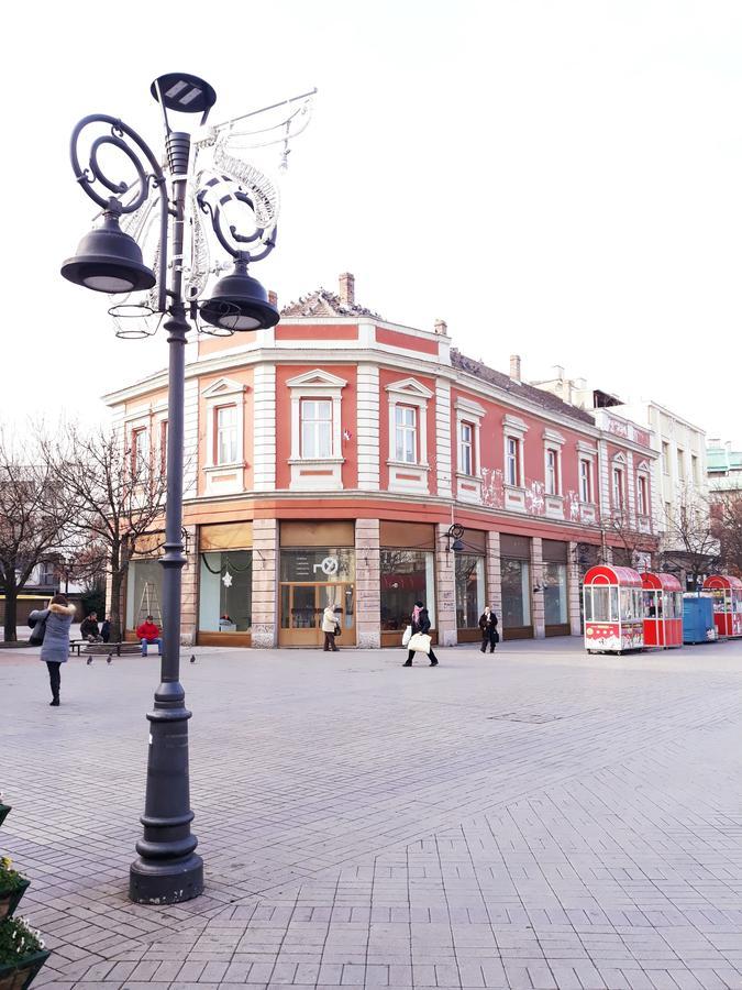 Prenociste Nikolas Grand Σμεντέρεβο Εξωτερικό φωτογραφία